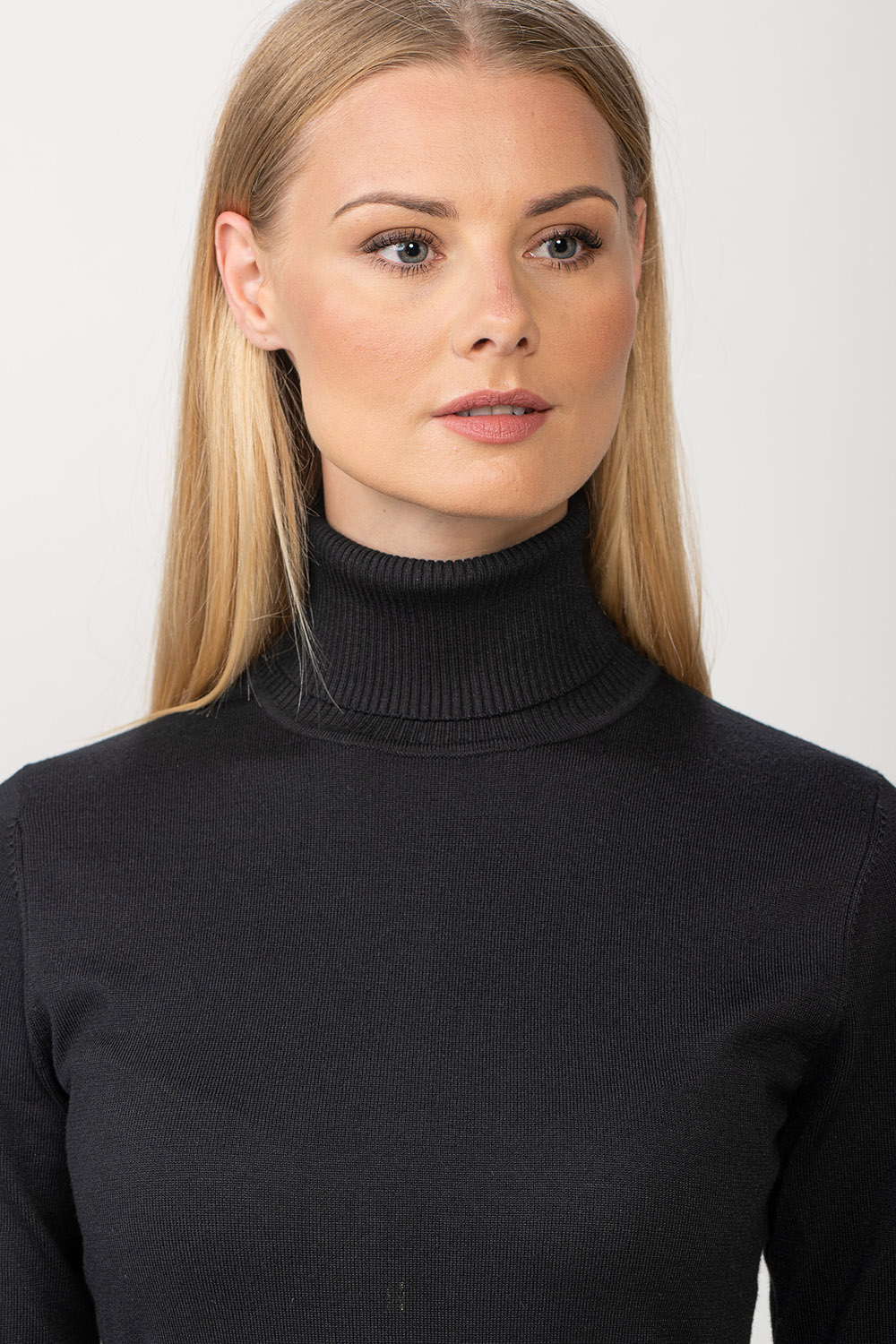 Rullkaelusega džemper Misty