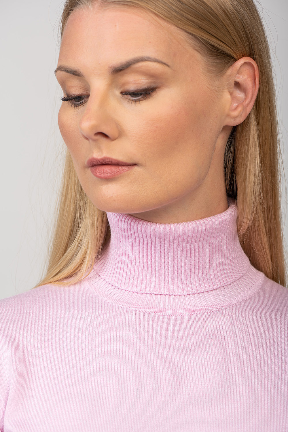 Rullkaelusega džemper Misty