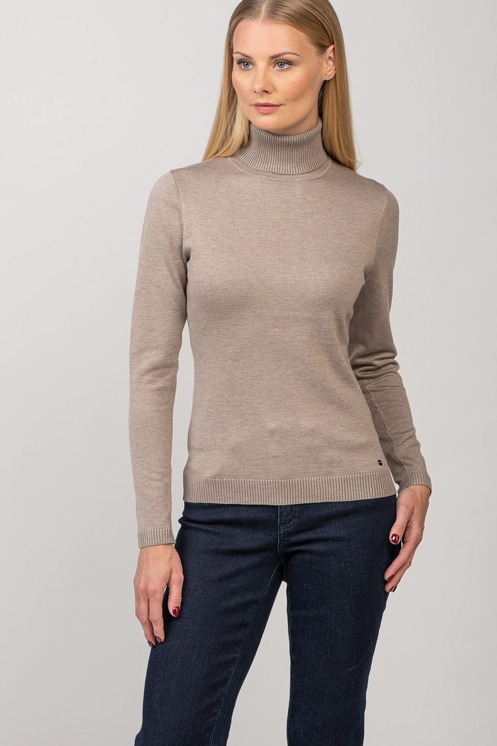 Rullkaelusega džemper Misty