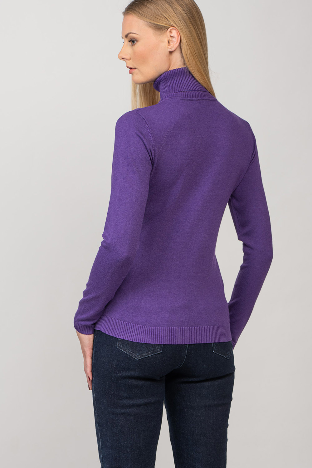 Rullkaelusega džemper Misty