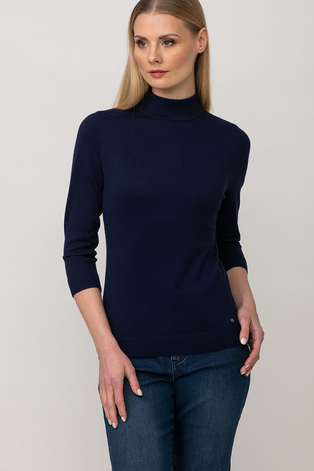High_neck_sweater_cindy_navy_blue