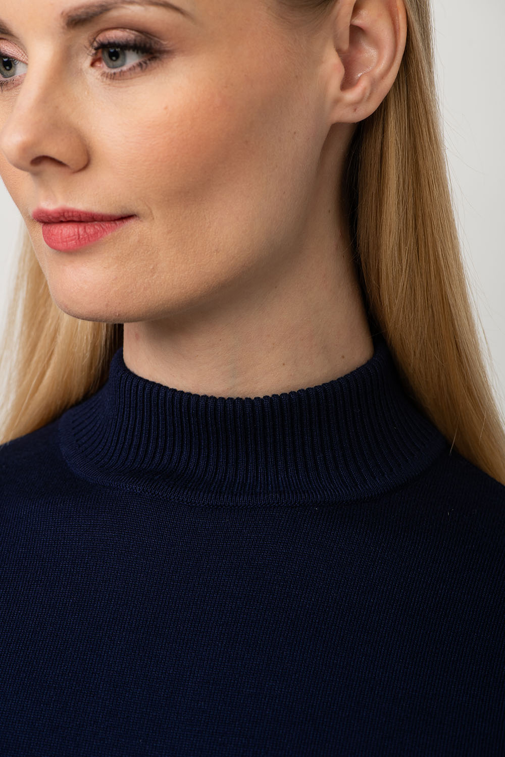 Свитер с высоким воротом Cindy