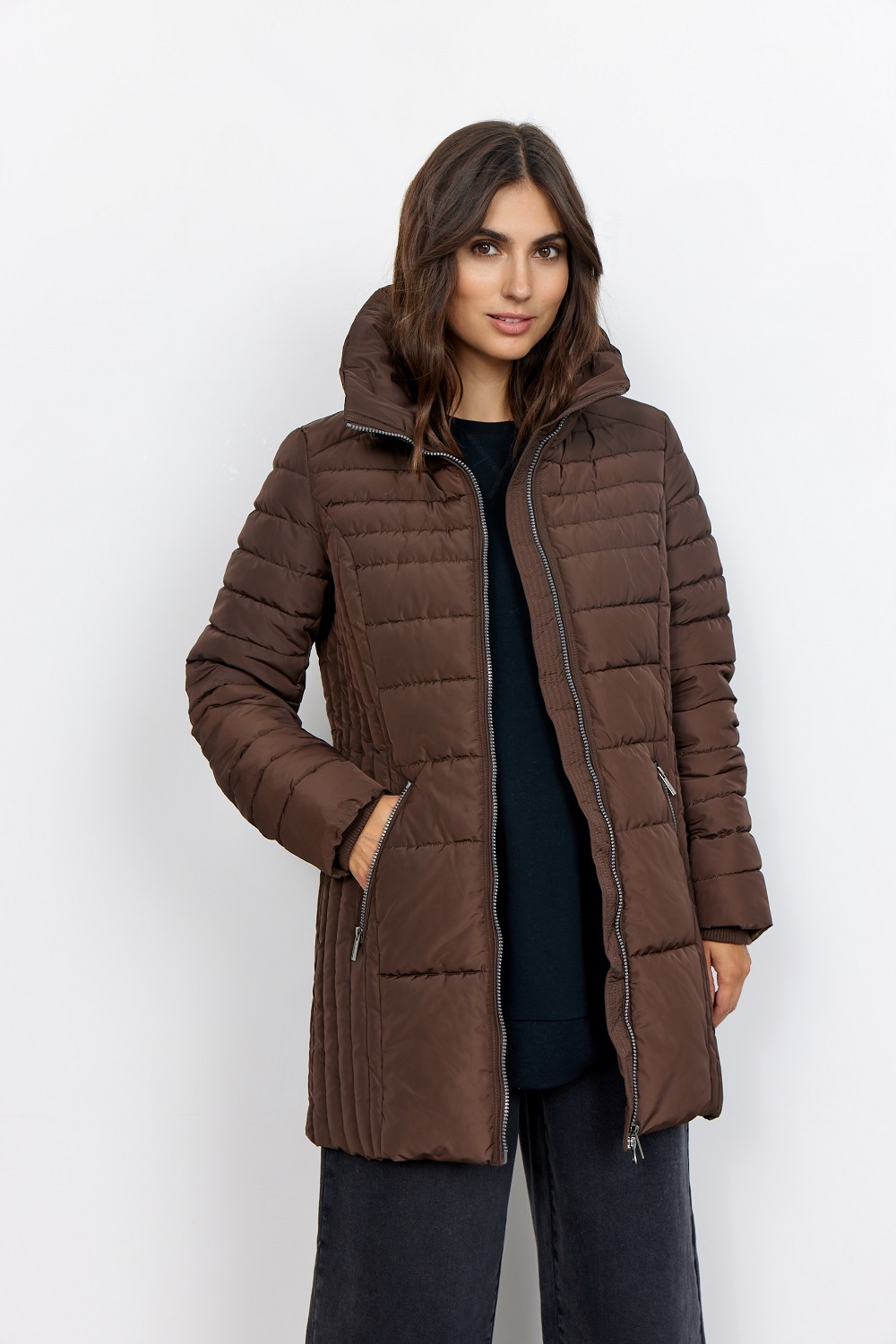 Magliamoda_Nina1_16813_PF_2022_8910