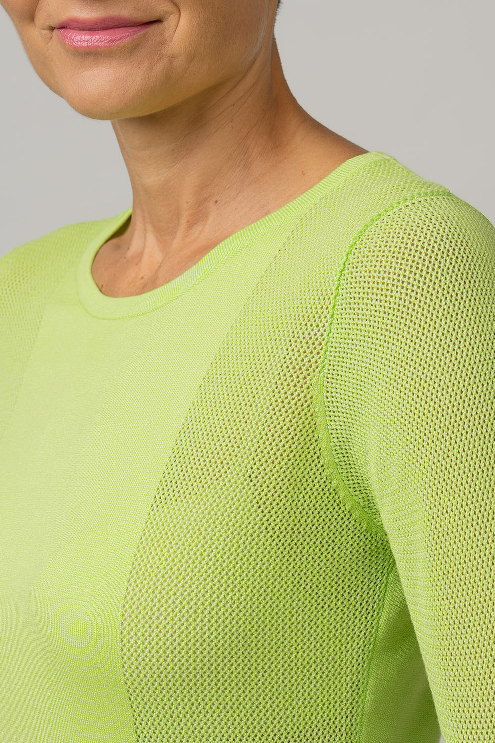 Pitskoes detailidega džemper Cora