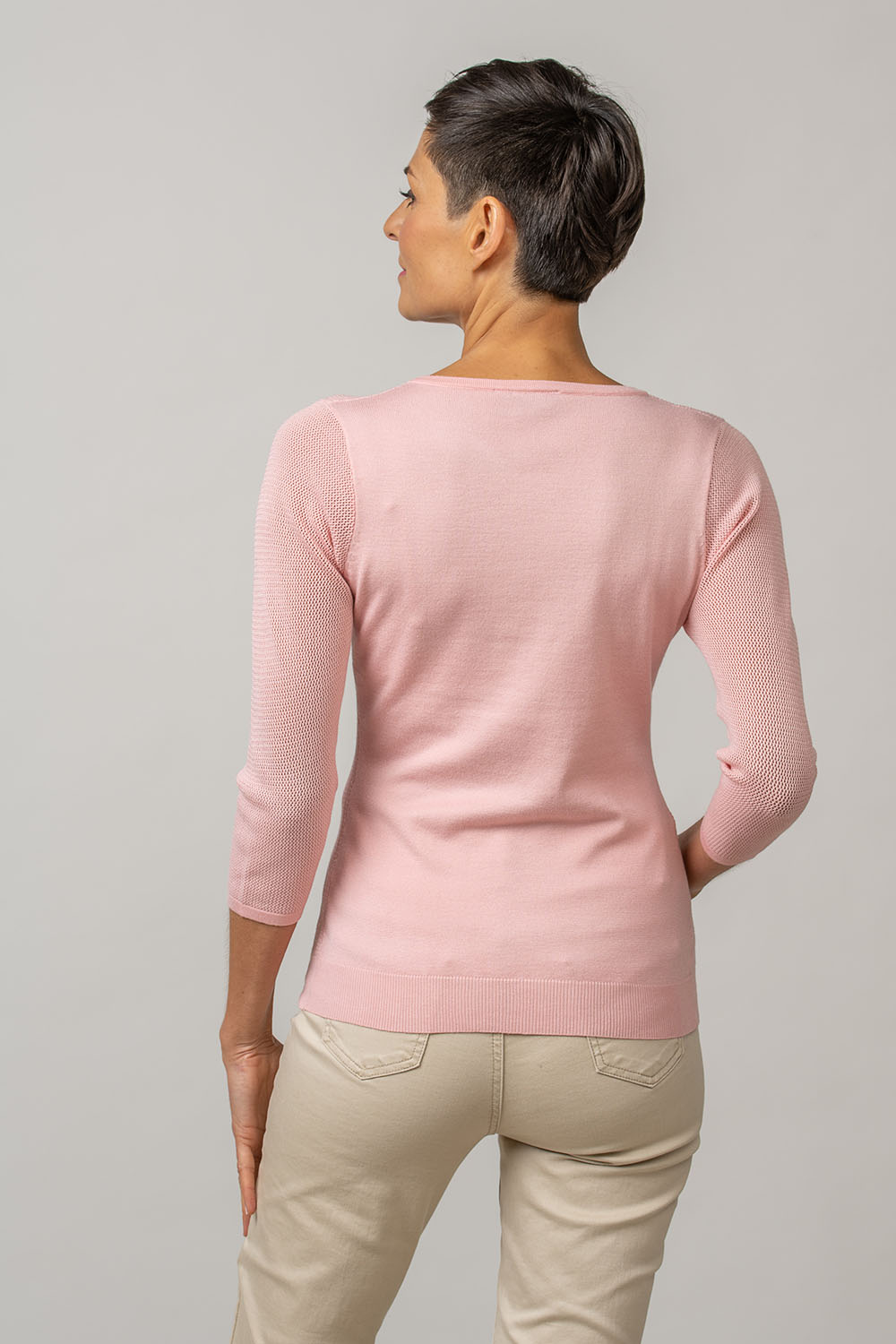 Pitskoes detailidega džemper Cora