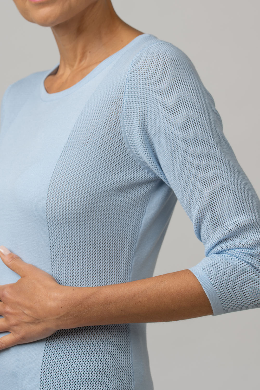 Pitskoes detailidega džemper Cora