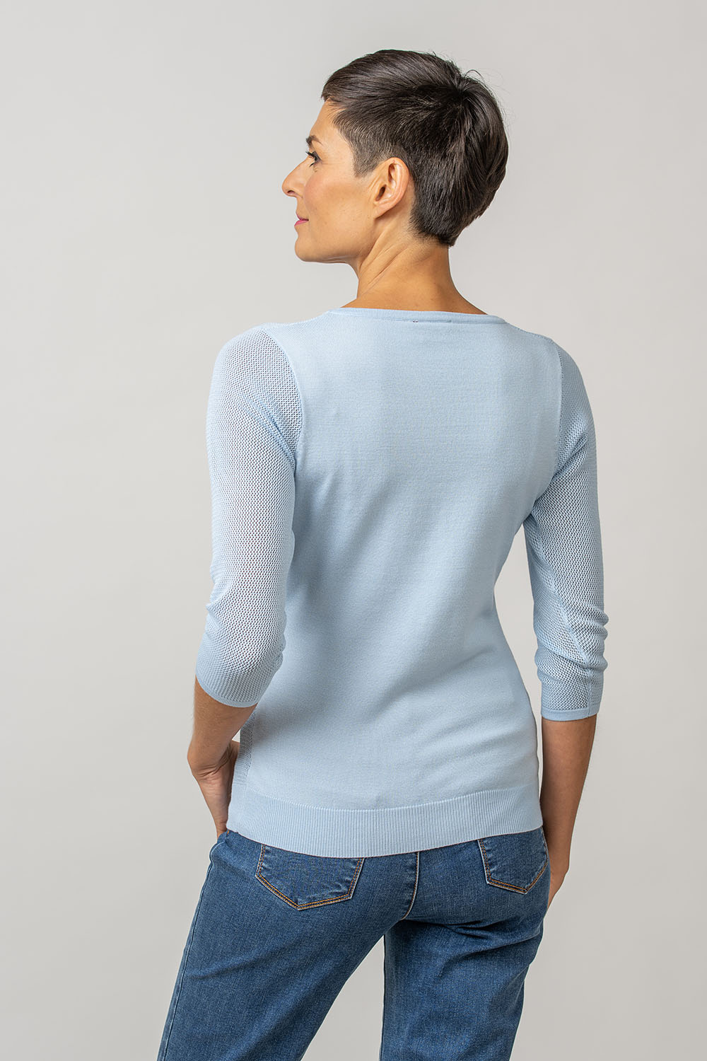 Pitskoes detailidega džemper Cora