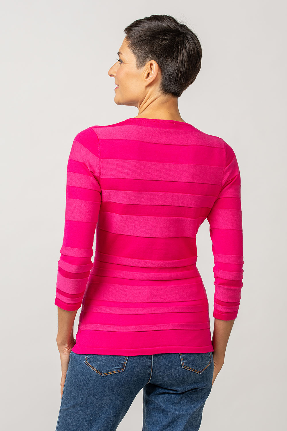 Struktuuritriipudega džemper Iris